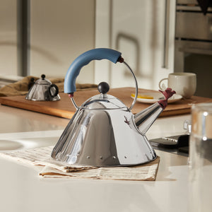 9093 Kettle With Bird Shaped Whistle