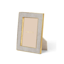 Load image into Gallery viewer, Classic Shagreen Dove Frame