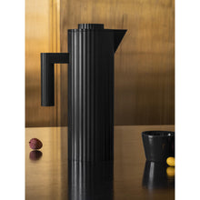 Load image into Gallery viewer, Plissé Thermo Insulated Jug